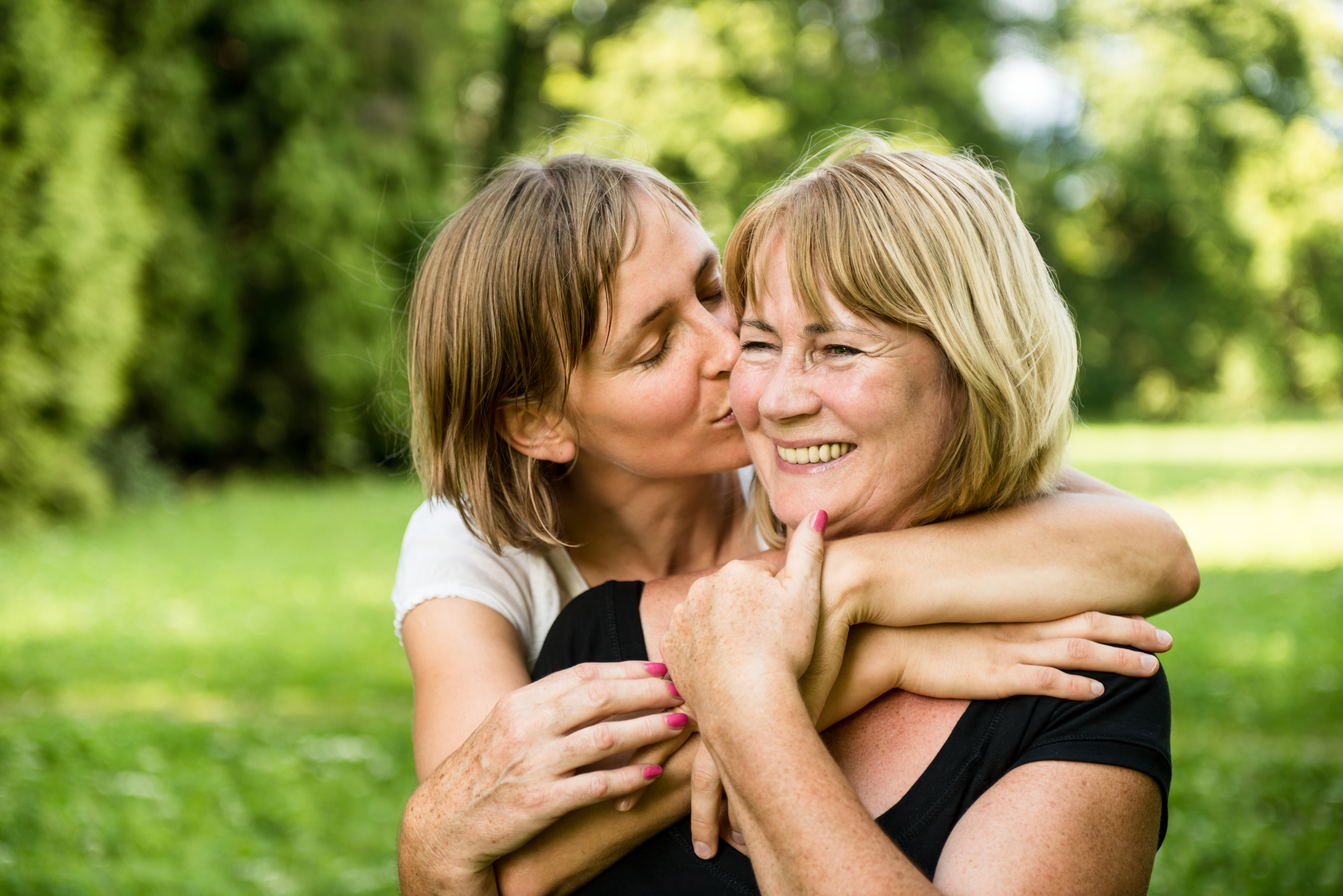 Mother and daughter bonding | Source: Shutterstock