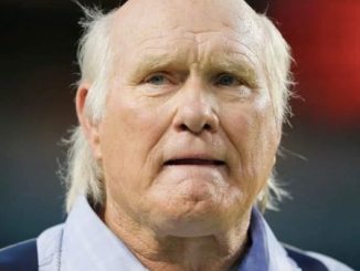 Terry Bradshaw has made millions, but one incident demonstrates that he never allowed celebrity to alter who he was