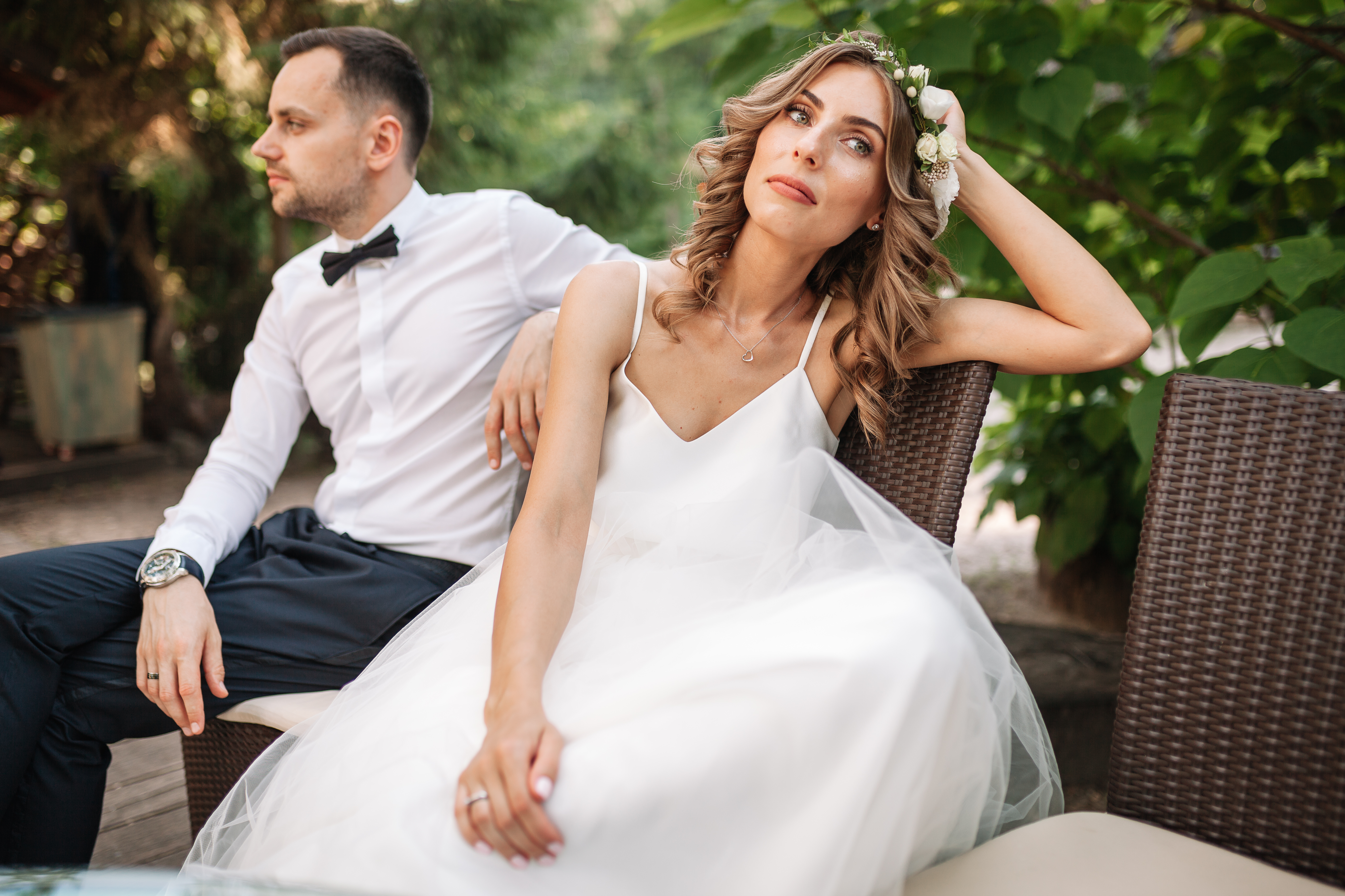 A bride and groom not talking to each other | Source: Shutterstock