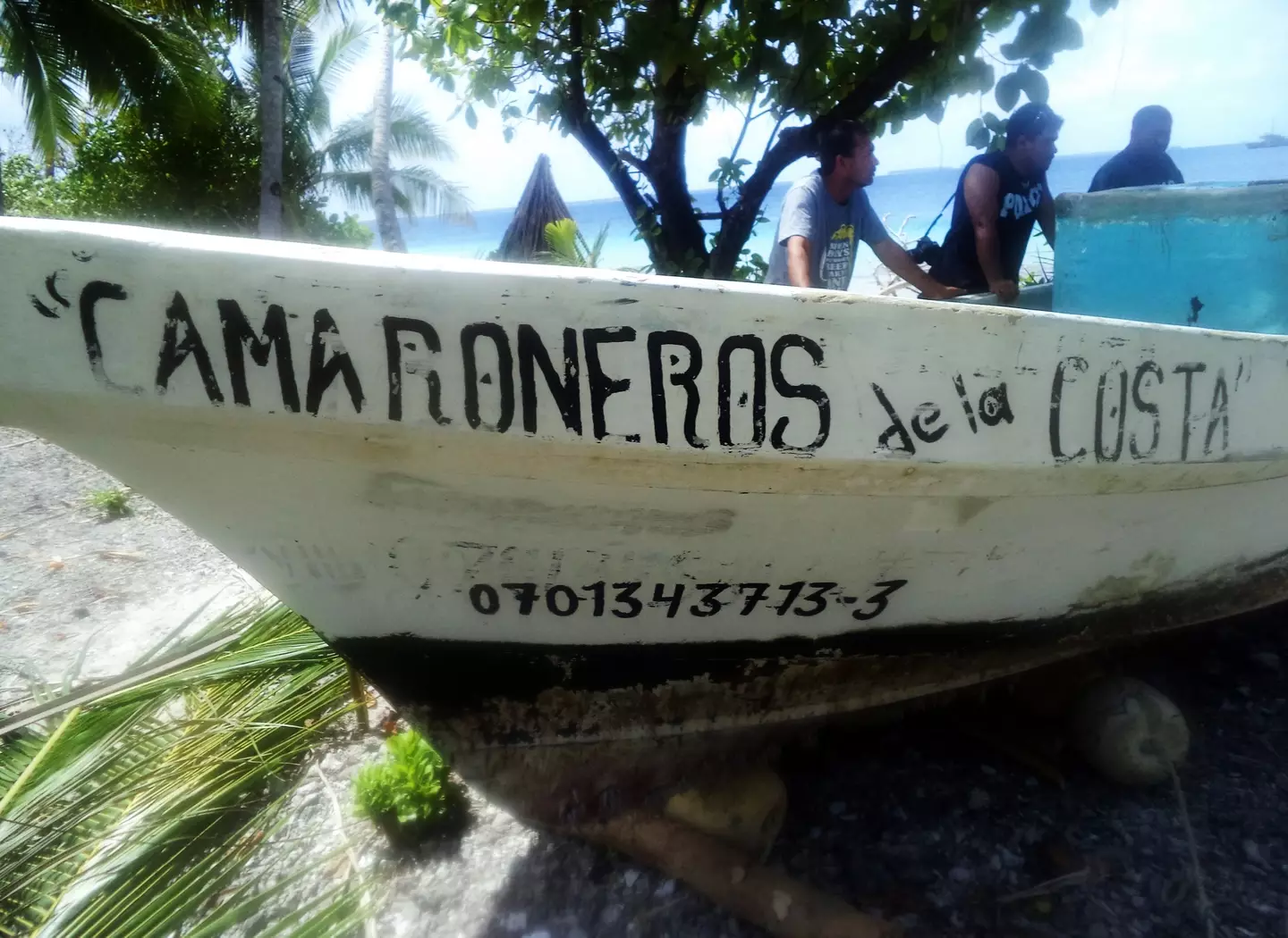 The boat had no roof or shelter. (STR/AFP via Getty Images)