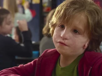 What does the boy in the movie “Wonder” look like without makeup and who is he?