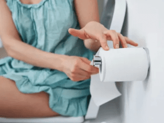 Expert reveal why you should limit wiping to 3 times after pooping