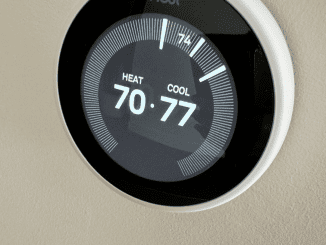 What’s the ideal temperature to set my thermostat during the winter months?