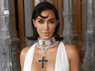 Fans divided after Kim Kardashian wears 0,000 cross necklace famously worn by Princess Diana